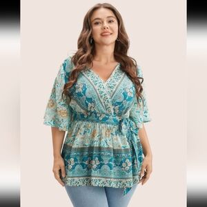 BloomChic Women's Blue Floral Mock Wrap Blouse 3/4 Sleeves Belted Size 18-20